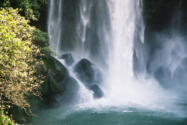waterfall01